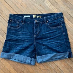Used Kut from the Kloth Boyfriend Short Size 12.